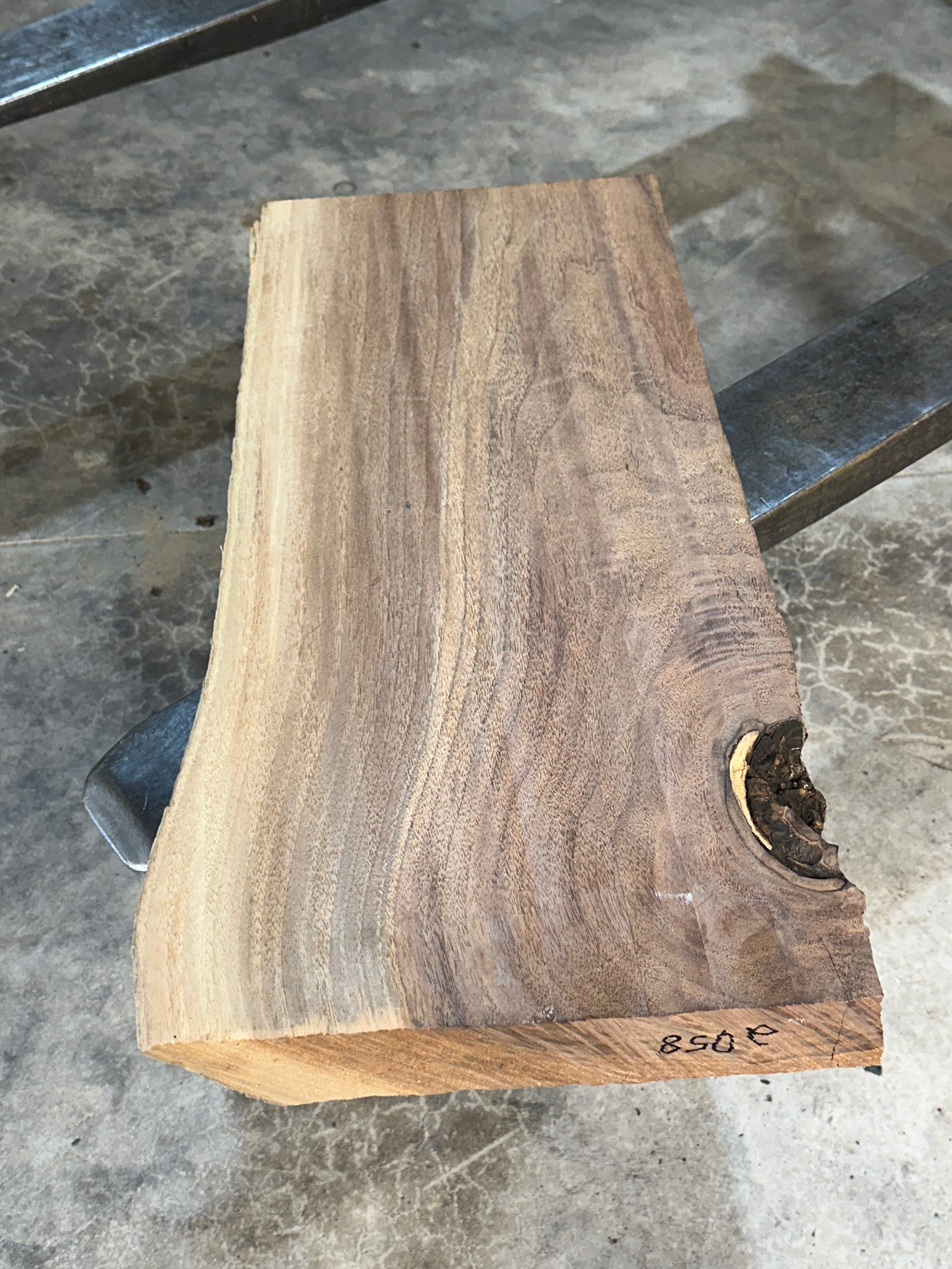 blackwalnutslabwoodpic